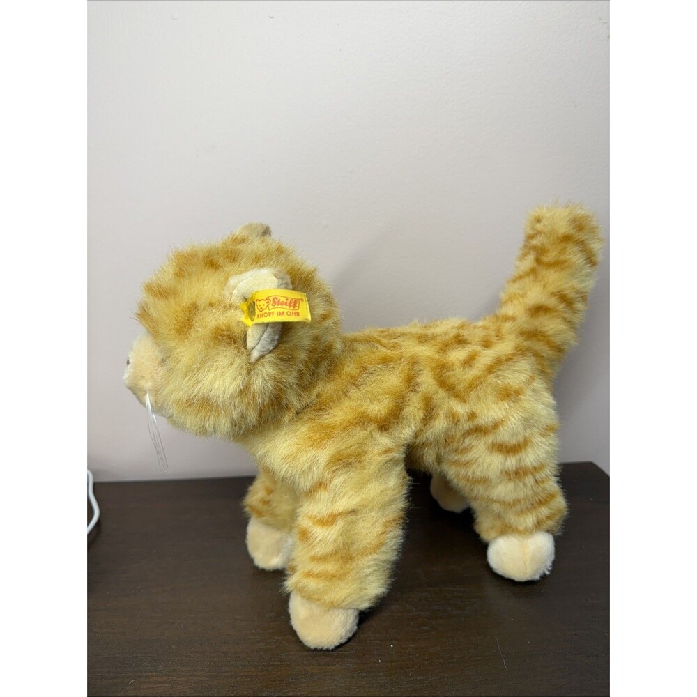 Steiff Standing Kitty Cat Orange Fur Eyes Brass Button Yellow Fabric Tag 099571